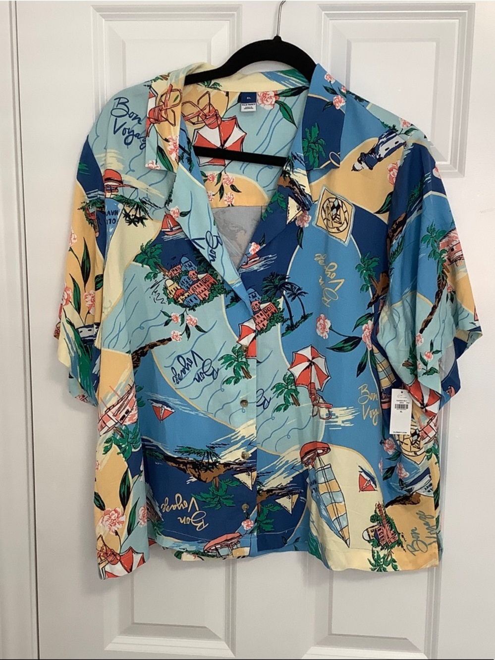 Old Navy Beach Scene Shirt